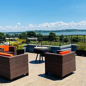 Hotel Nimaro Courts